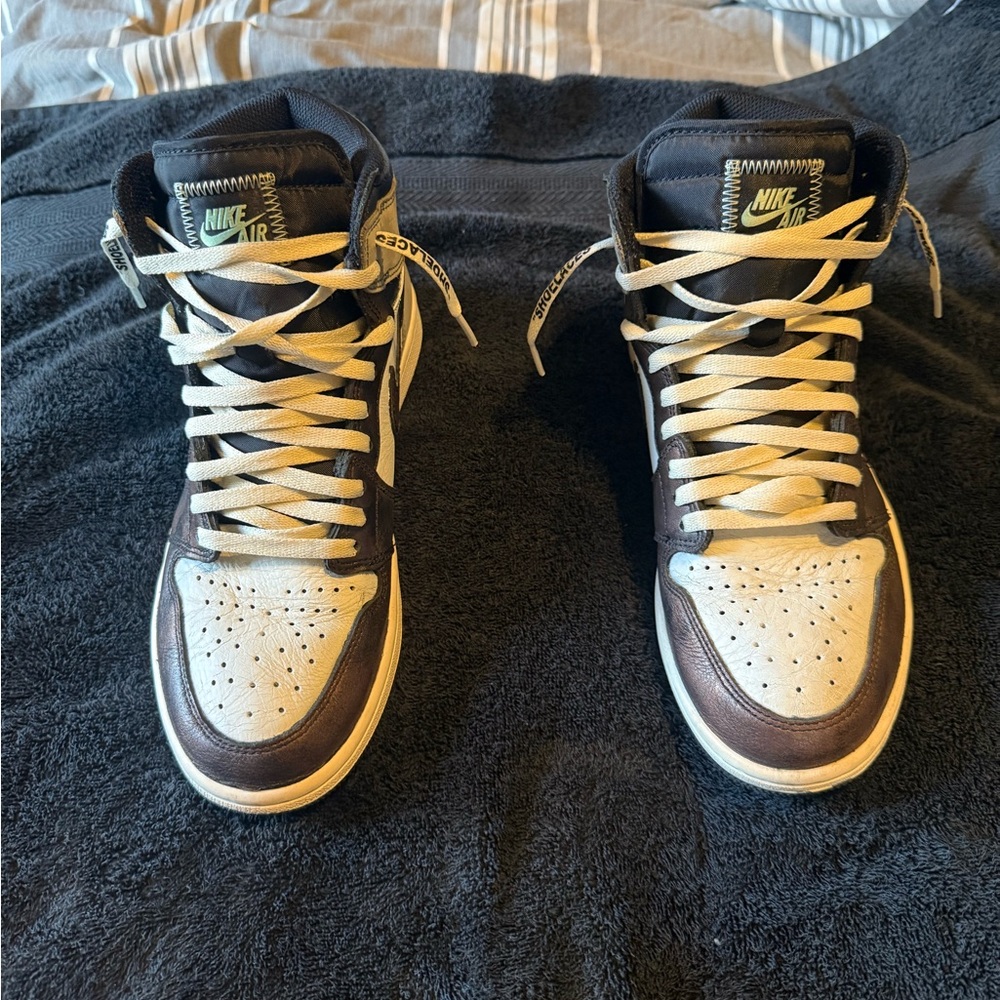 Nike Jordan 1s High